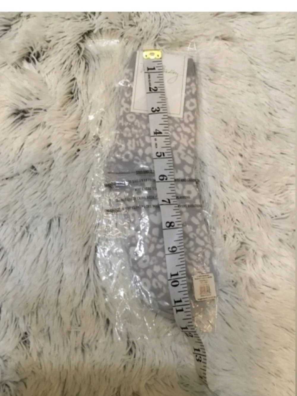 Vera Bradley Foxy Socks Camocat Gray One Size Fits Most Animal Print Crew Socks